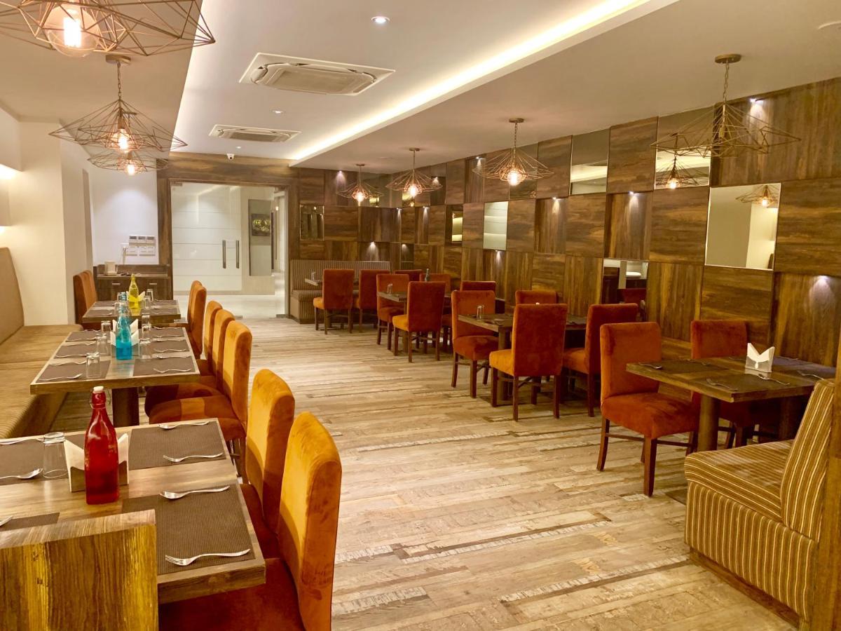 Hotel Amber Rudrapur Εξωτερικό φωτογραφία