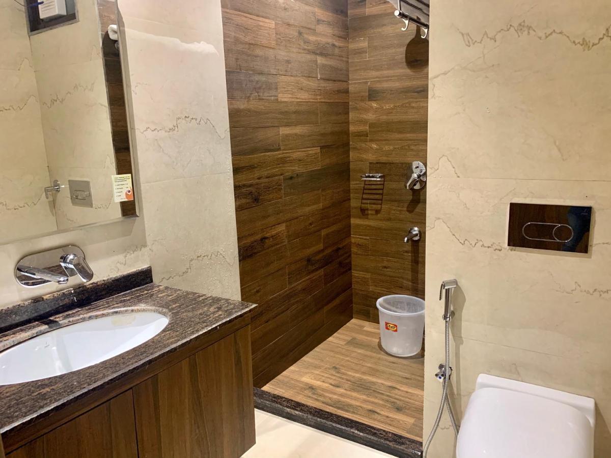 Hotel Amber Rudrapur Εξωτερικό φωτογραφία